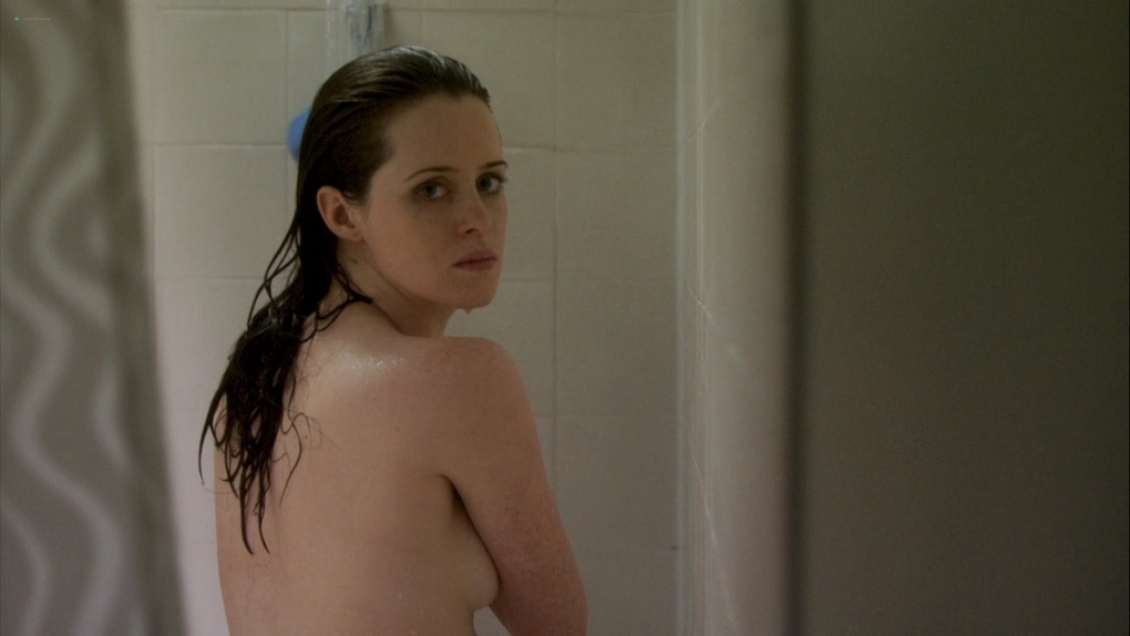 Клэр Фой эротические сцены