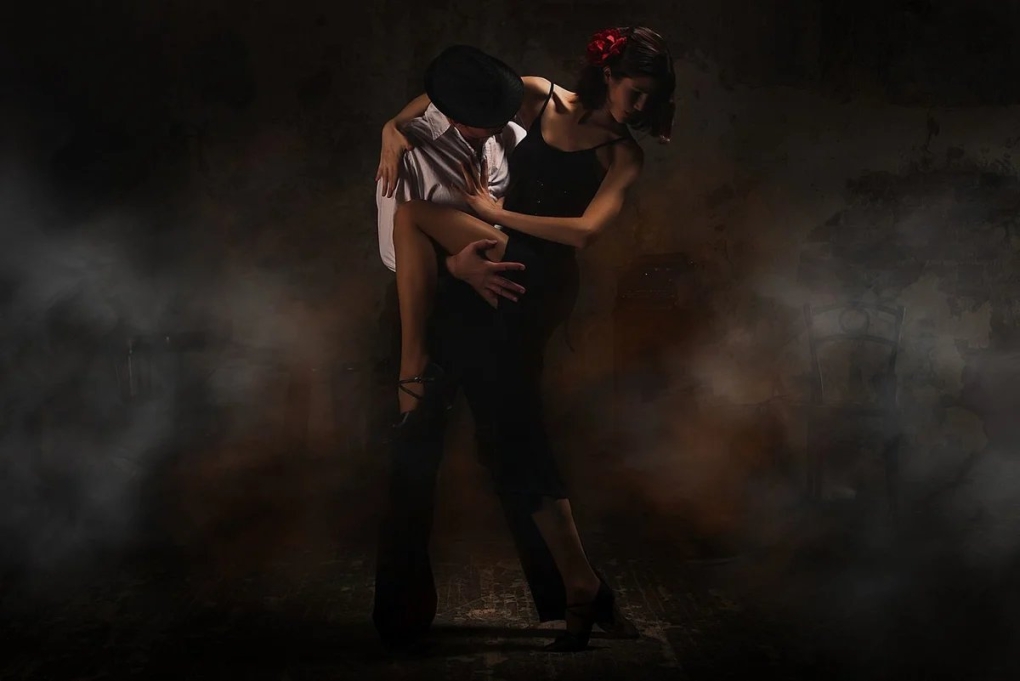 Страсть черно белое